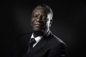 Denis Mukwege se enteró que fue premiado con el Nobel en plena operación