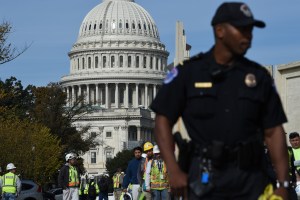 En medio de presuntas bombas, desalojaron el edificio del Congreso en Washington (Fotos)