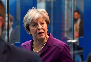Varios miembros del Gobierno de May expresaron dudas sobre plan del brexit