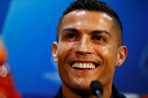 El “look” de panadeiiiiro de Cristiano Ronaldo que hizo reír a las redes sociales (FOTO + “Cacheiiiitu”)