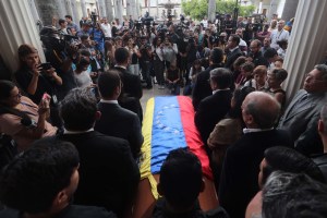 AN aprobó Acuerdo que responsabiliza al régimen de Maduro del “homicidio” del concejal Fernando Albán (Documento)