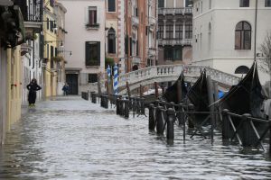 Cinco muertos, Venecia bajo el agua por temporal en Italia (Fotos)