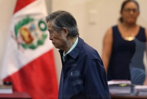 Alberto Fujimori deberá continuar indicaciones médicas, según un informe de la Fiscalía peruana