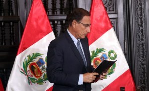 Martín Vizcarra anunció oficialmente la disolución del Congreso de Perú