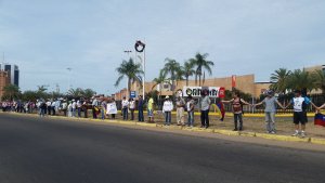 Realizan cadena humana por Venezuela en Ciudad Bolívar #12Oct