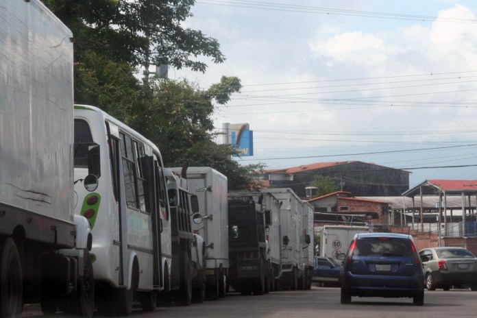 Vente Venezuela: Se profundiza la crisis debido a la escasez de gasoil