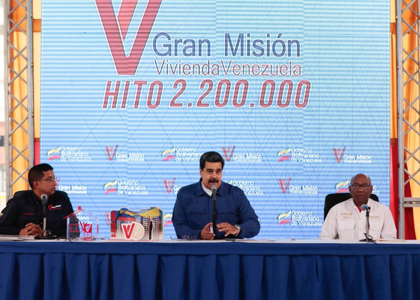 Maduro anuncia pagos semanales a los empleados públicos