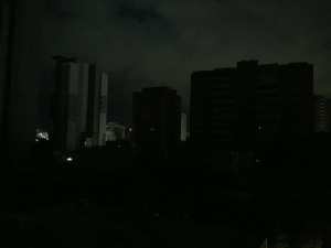 En Táchira revientan las cacerolas este #14Abr tras ocho horas sin luz en plena cuarentena (Video)
