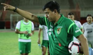 César Farías consigue su primera victoria al mando de la selección de Bolivia