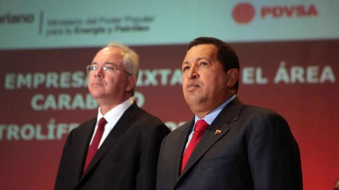 Rafael Ramírez y Nelson Merentes involucrados en cobro de sobornos de Chávez y Kirchner