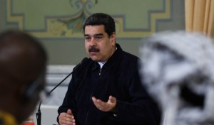 Un Maduro paranoico asegura que declaraciones de Mike Pence “atentan contra su seguridad”