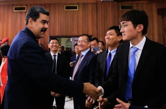 Maduro asegura que “como sea” aumentará la exportación de petróleo a China