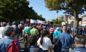 Al menos cinco gremios se unieron para marchar por mejoras laborales y salariales en Anzoátegui (fotos y video)