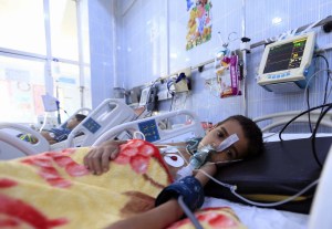 La vida de 400.000 niños yemeníes peligra por malnutrición severa aguda