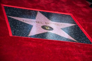 El actor Michael Douglas obtiene su estrella en el Paseo de la Fama de Hollywood (Fotos)