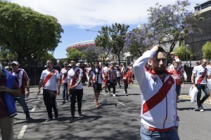 Detuvieron a un presunto agresor de la fallida final entre River y Boca en Buenos Aires