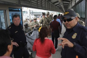 Venezolanos desesperados: Ahora hacen el largo trayecto hasta México para pedir asilo en EEUU
