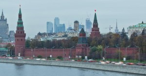 Rusia frena estreno de película de Hollywood que muestra golpe al Kremlin