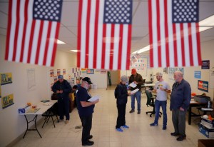 Detienen el recuento de votos en el condado de Filadelfia, en uno de los estados péndulos de EEUU