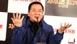 Hija de Jackie Chan acusó a su padre de homofóbico… Entérate por qué
