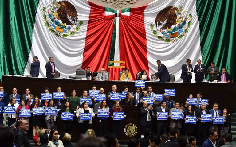 Congreso mexicano dividido por invitación a Maduro para toma de posesión de López Obrador (Videos)