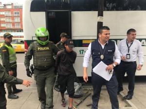 Colombia expulsará a tres venezolanos por robar una camioneta en Bogotá (+Fotos)