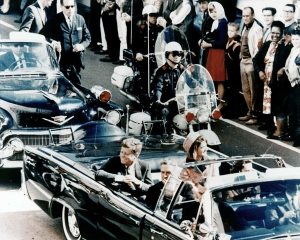 EEUU desclasifica más de mil documentos secretos sobre la muerte de Kennedy