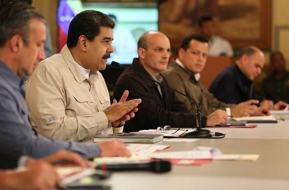 Maduro: Las sanciones de EEUU están destruyendo el sector privado del país