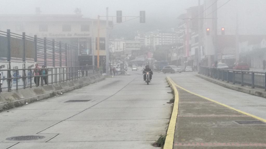 En Mérida amanecen bajo neblina y con largas colas en los mercados #5Nov