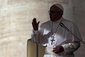 El Papa aplaudió el periodismo que llama injusticia a las injusticias