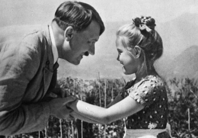 Resultado de imagen para La pequeÃ±a amiga judÃ­a de Adolf Hitler