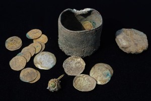 Descubren en Israel un tesoro de monedas de oro de hace 900 años