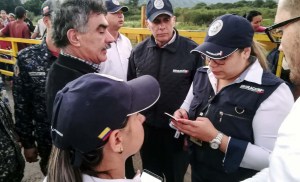 Carlos Pino negó haber visitado campamentos de venezolanos en Bogotá