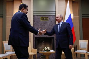 A Rusia no le importa la crisis de Venezuela: Solo quiere amenazar el control de EEUU sobre precios del petróleo
