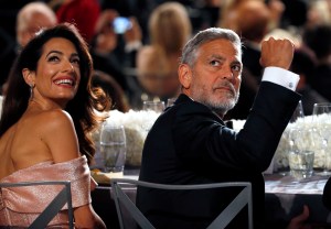 Fundación Clooney lanza iniciativa global para monitorizar juicios donde haya riesgo de abusos