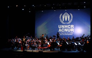 Músicos migrantes venezolanos encuentran nuevo hogar en orquesta en Buenos Aires