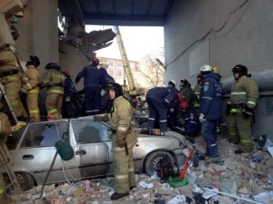 Cuatro muertos y decenas de desaparecidos tras una explosión de gas en Rusia (Fotos)