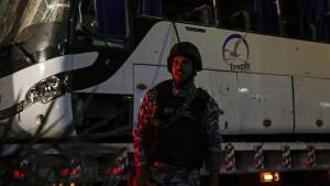 La policía egipcia mata a 40 terroristas tras ataque a turistas en Guiza