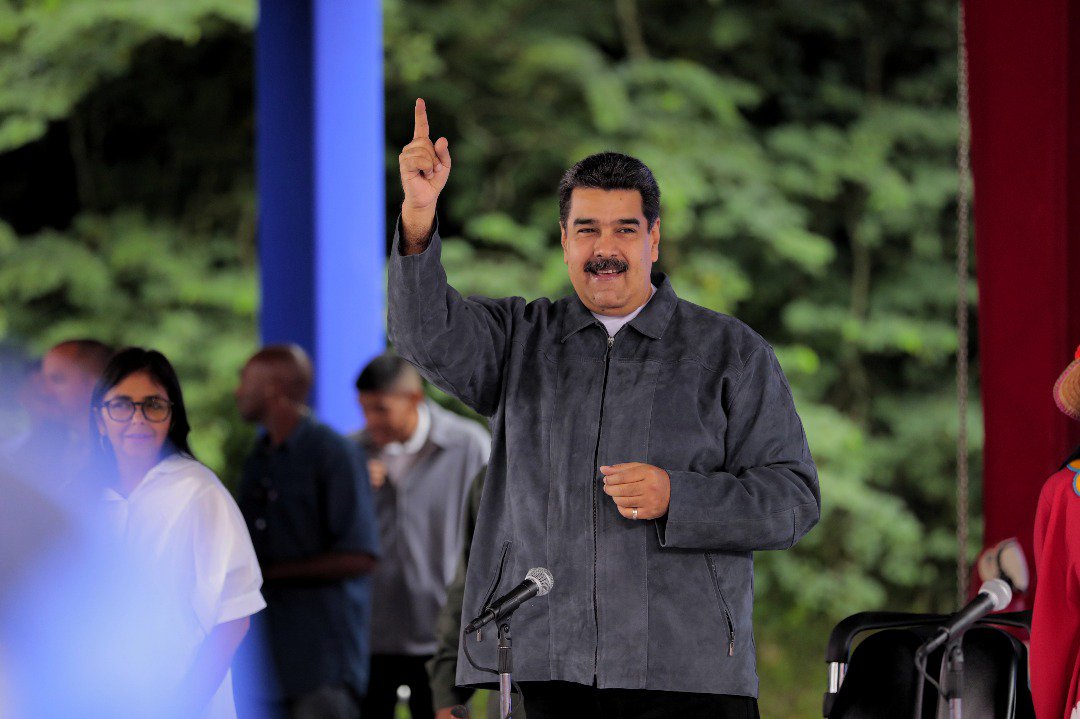 Mientras Venezuela vive la crisis más cruel de su historia, Maduro envía mensaje navideño llamando a la “prosperidad”