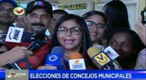 Cara e’ tabla… Delcy Eloína dijo que paseó por Caracas y vio colas de gente votando (VIDEO) #9Dic