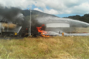 Dos fallecidos y siete heridos tras incendio en llenadero de Pdvsa en Guatire #13Dic (Fotos y videos)