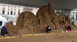 El espectacular Nacimiento de 740 toneladas de arena colocado en el Vaticano (Fotos+Videos)