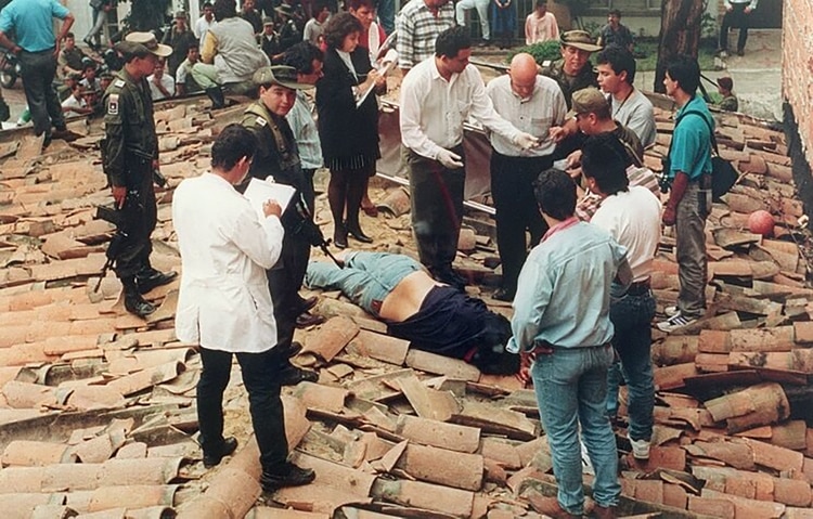 Una traición: La polémica y poco conocida versión sobre la muerte de Pablo Escobar