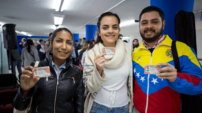 Unos 11.000 venezolanos deben tramitar residencia en Perú tras vencer el PTP