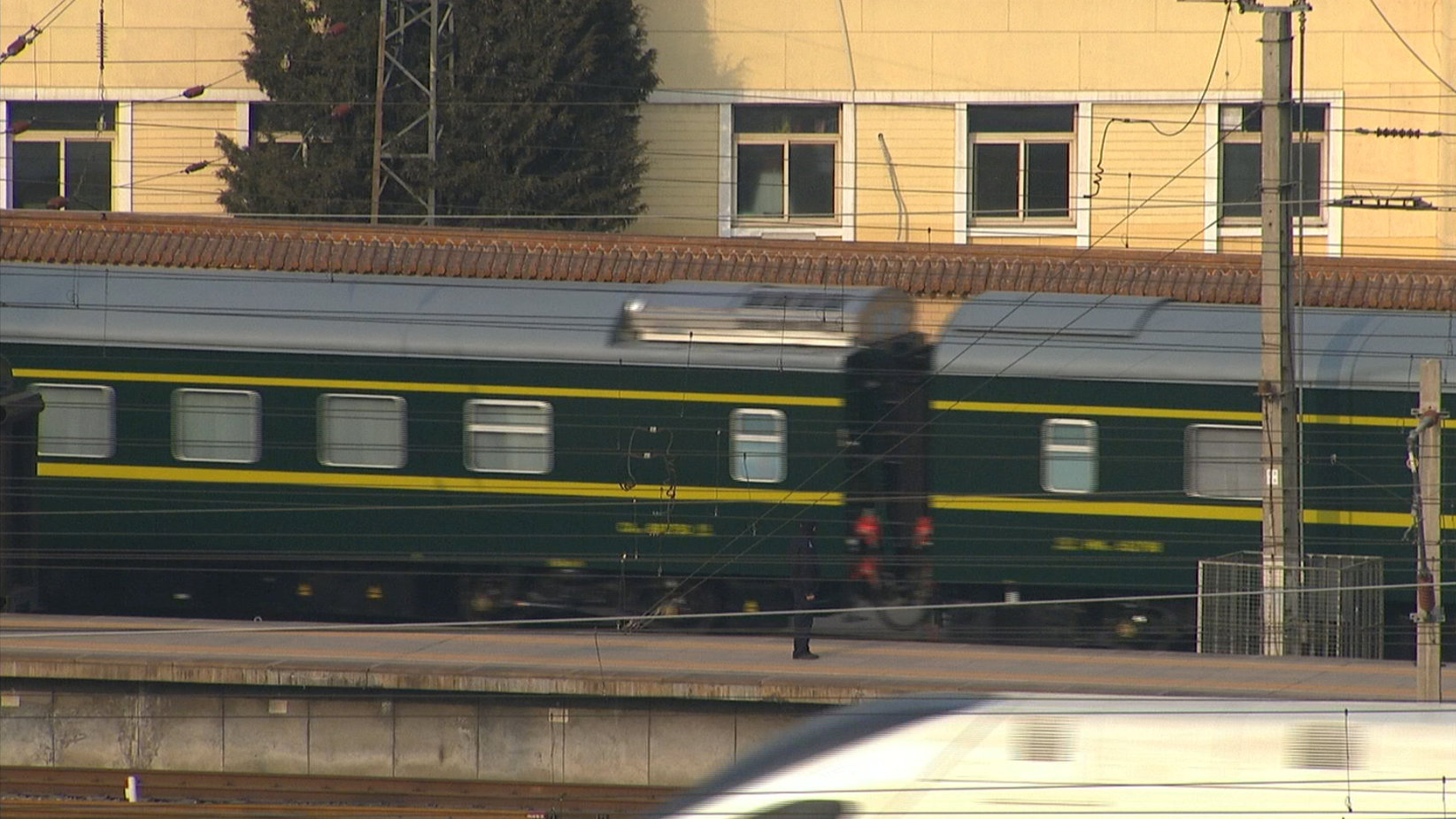 El tren especial del líder norcoreano Kim Jong Un partió de Pekín