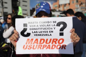 Honduras llama a consultas a su encargado de negocios en Venezuela para reevaluar relaciones