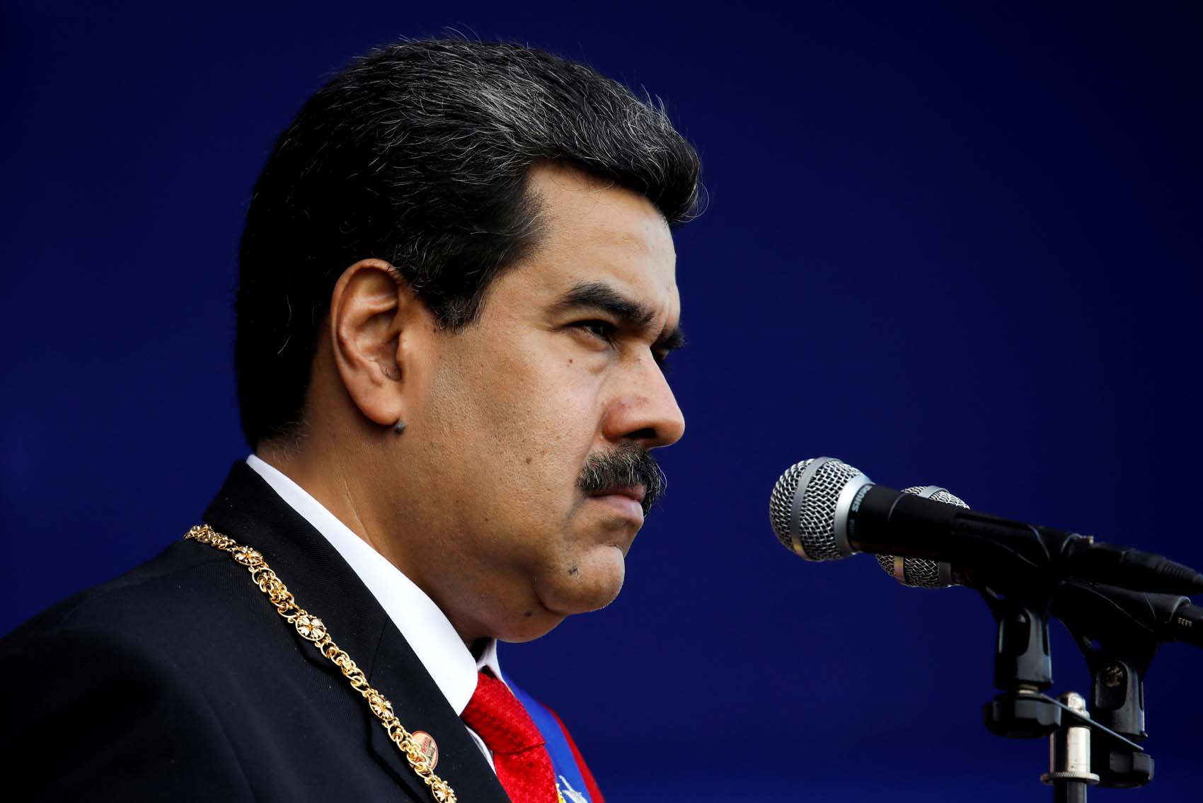 Maduro paga en especie deuda petrolera con Repsol