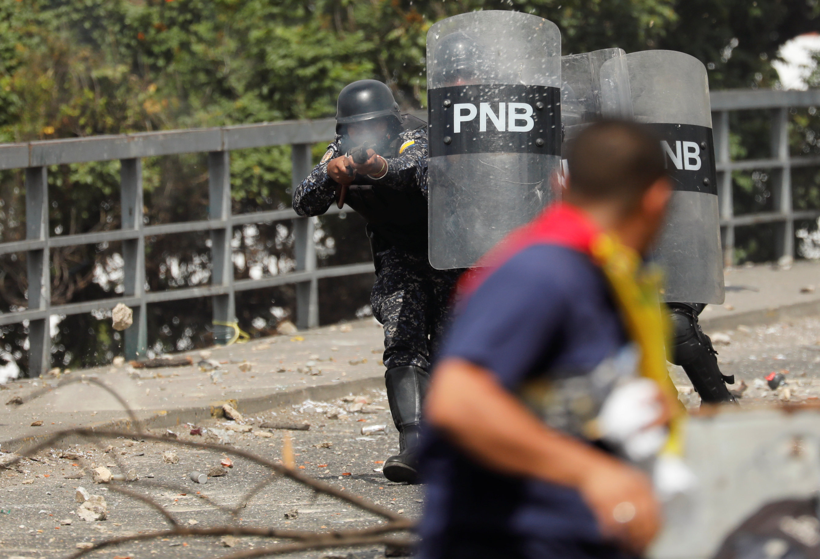 España pide sanciones de la UE contra responsables de torturas en Venezuela