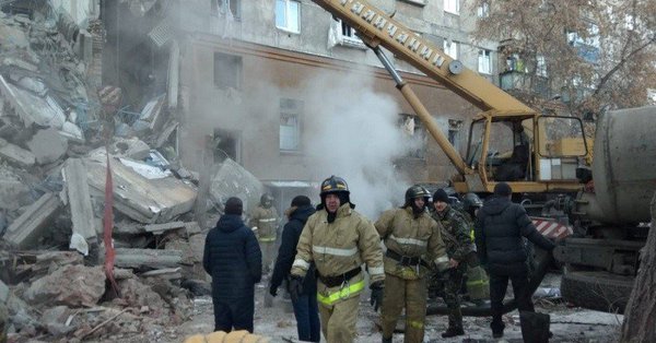 Rusia cierra operación de búsqueda tras explosión de edificio que causó 39 muertos