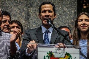 Guaidó: Agradecemos el compromiso adquirido por el Presidente del Gobierno de España, Pedro Sánchez